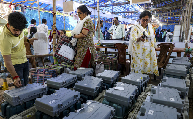 Polling begins for 152 assembly seats in 1st phase of Bengal elections